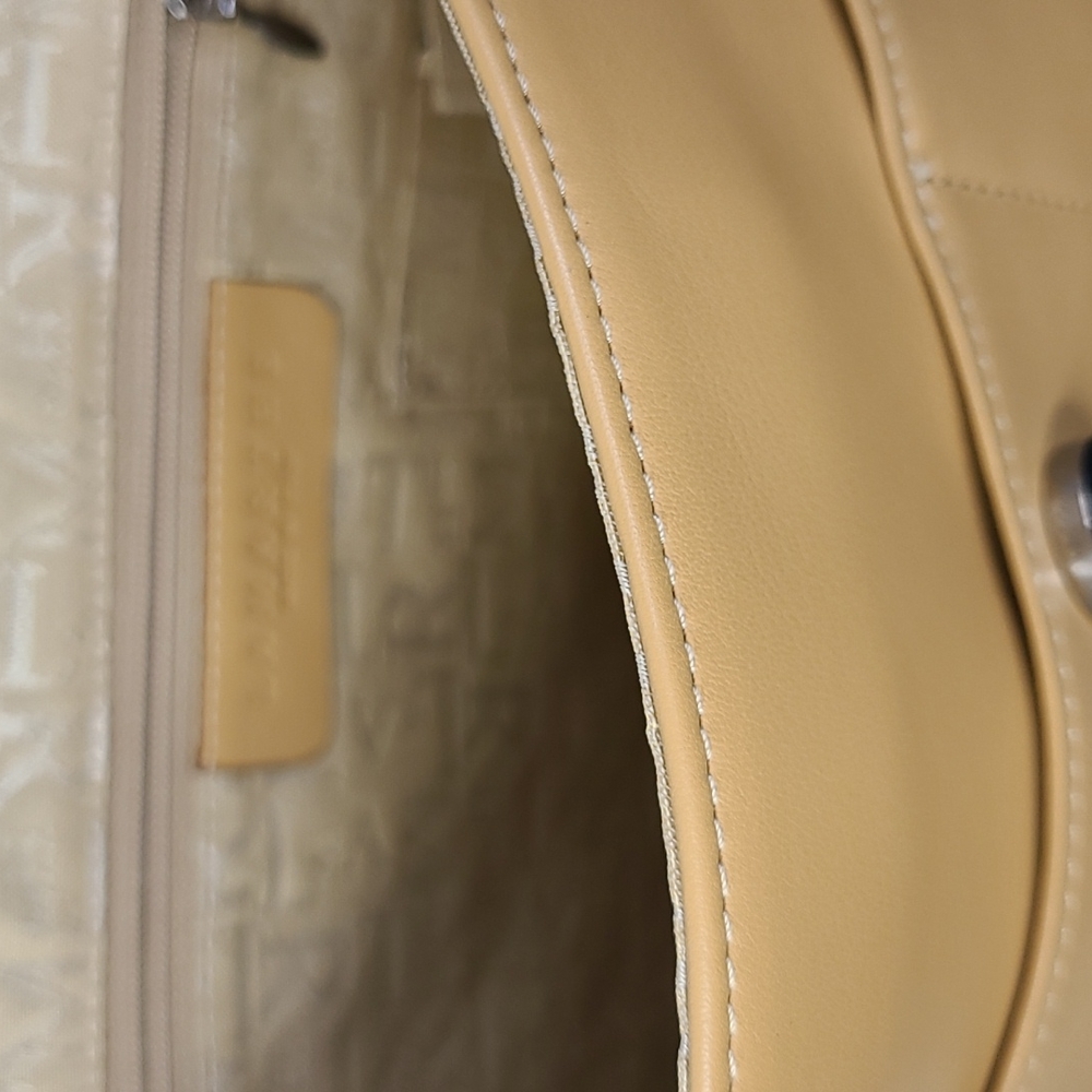 Purse Genuine Leather Beige Tan Minimalist Classic Designer Handbags Brand New - Picture 5 of 5